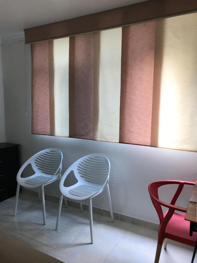 Apartamentos Amoblados Jg De La 70 Medellín Extérieur photo