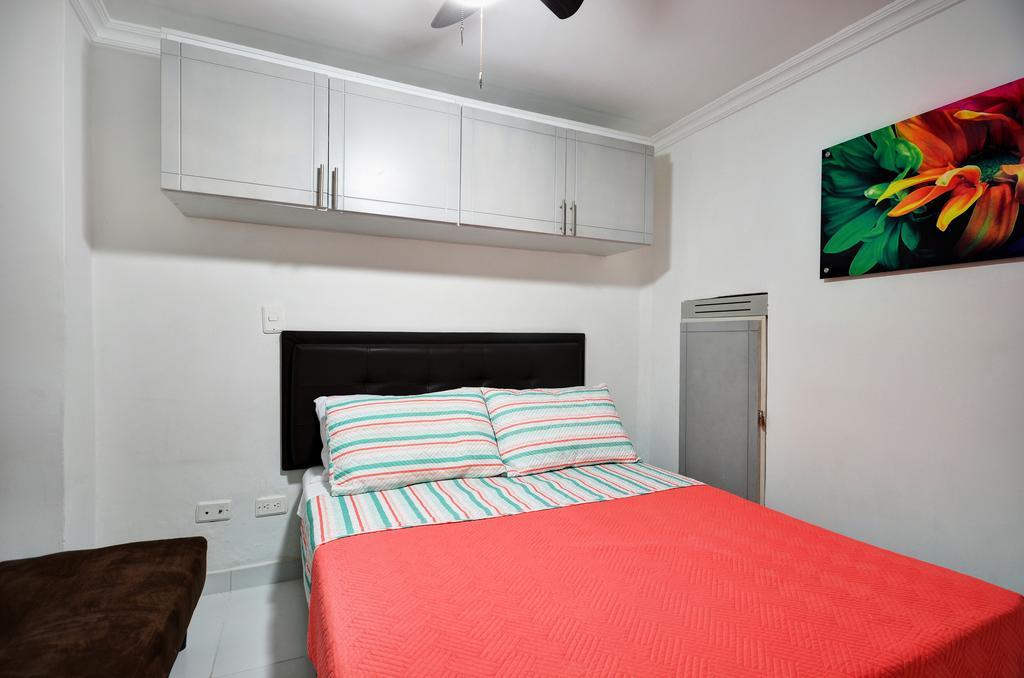 Apartamentos Amoblados Jg De La 70 Medellín Extérieur photo
