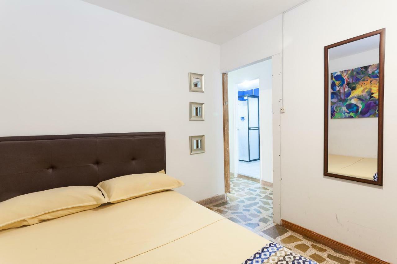 Apartamentos Amoblados Jg De La 70 Medellín Extérieur photo