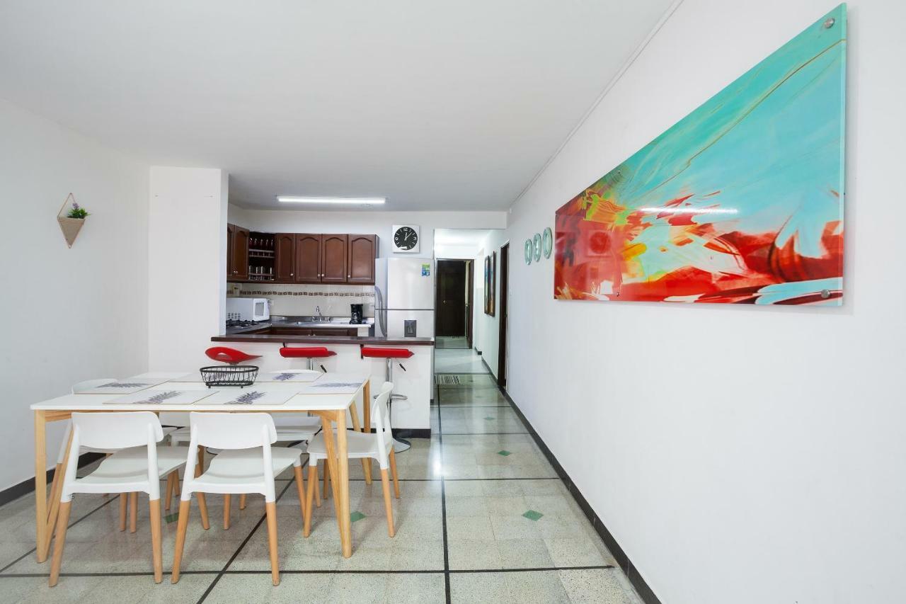 Apartamentos Amoblados Jg De La 70 Medellín Extérieur photo