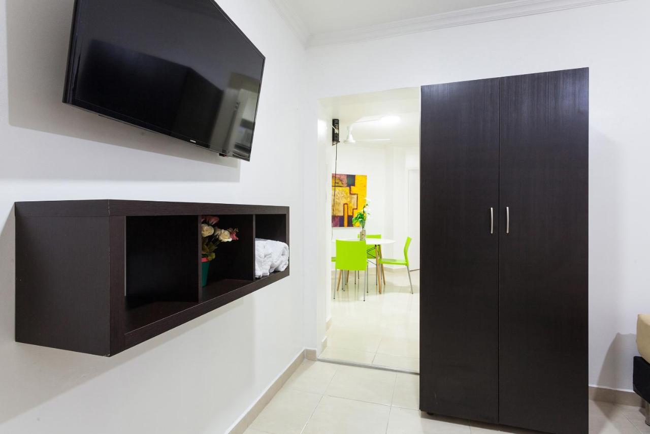 Apartamentos Amoblados Jg De La 70 Medellín Extérieur photo